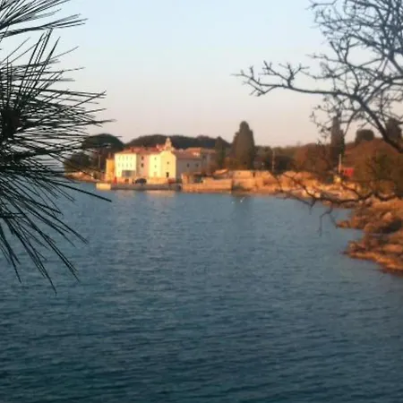 Jadranka Appartamento Brzac