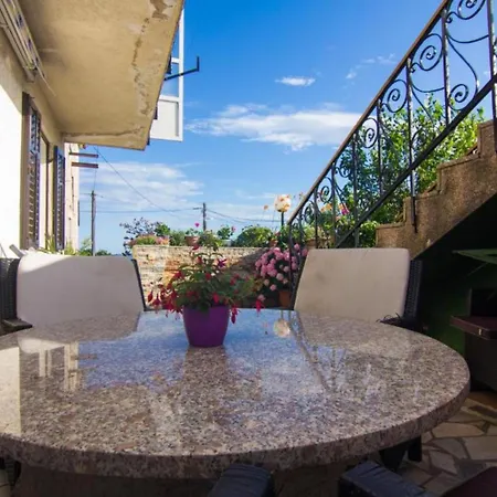 Jadranka شقة Brzac